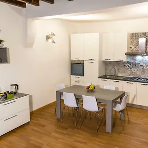 Apartment La Campanella, Modena