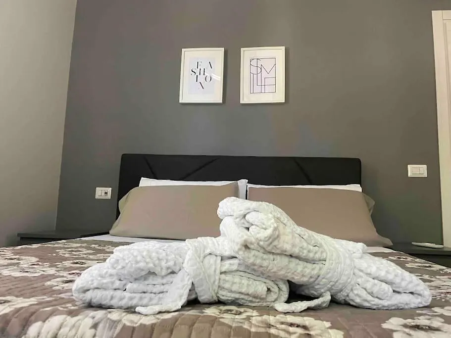 Cucchiari Suite 2 Modena Apartment